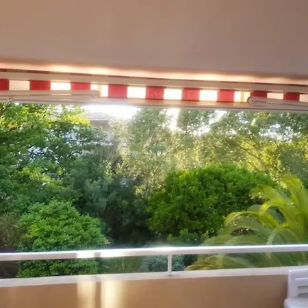 Studio Dans Residence Avec Piscine Апартаменты *