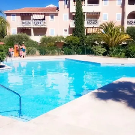 Апартаменты Studio Dans Residence Avec Piscine